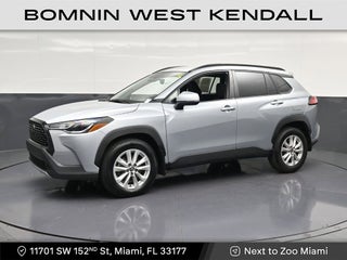 2024 Toyota Corolla Cross LE