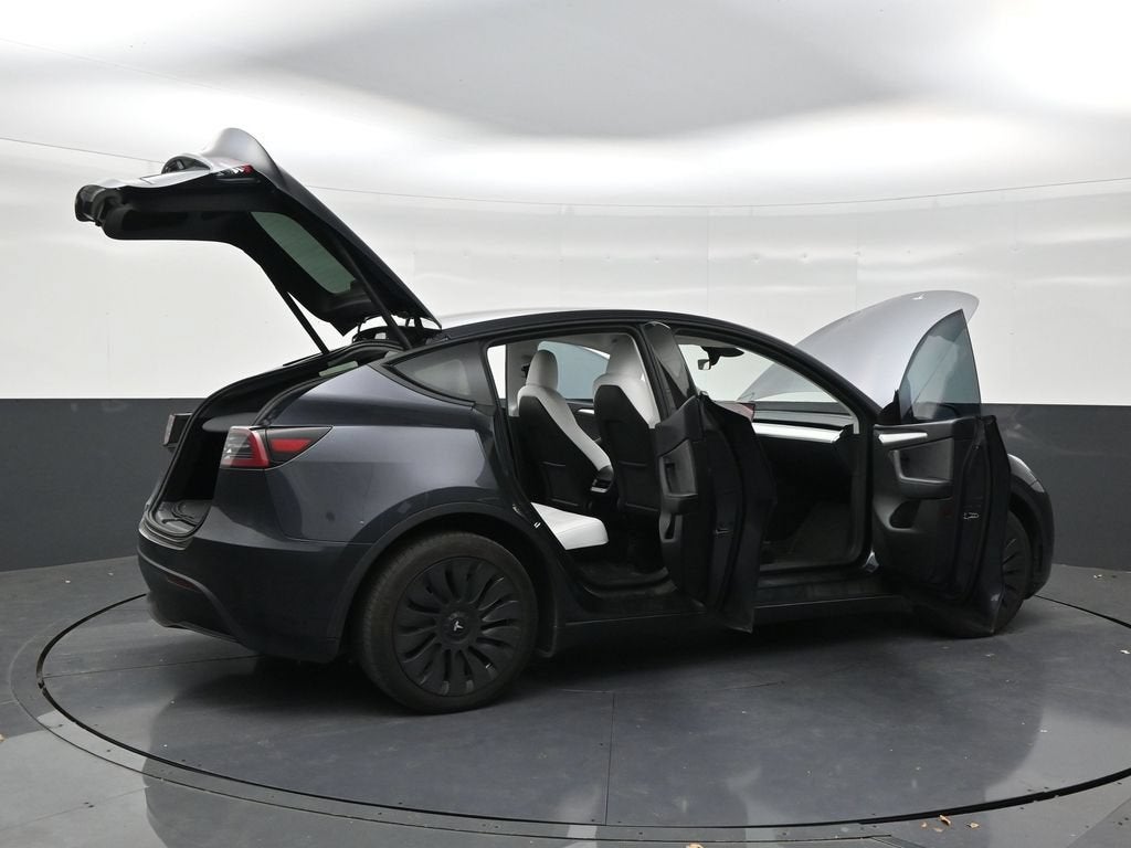 2024 Tesla Model Y Long Range