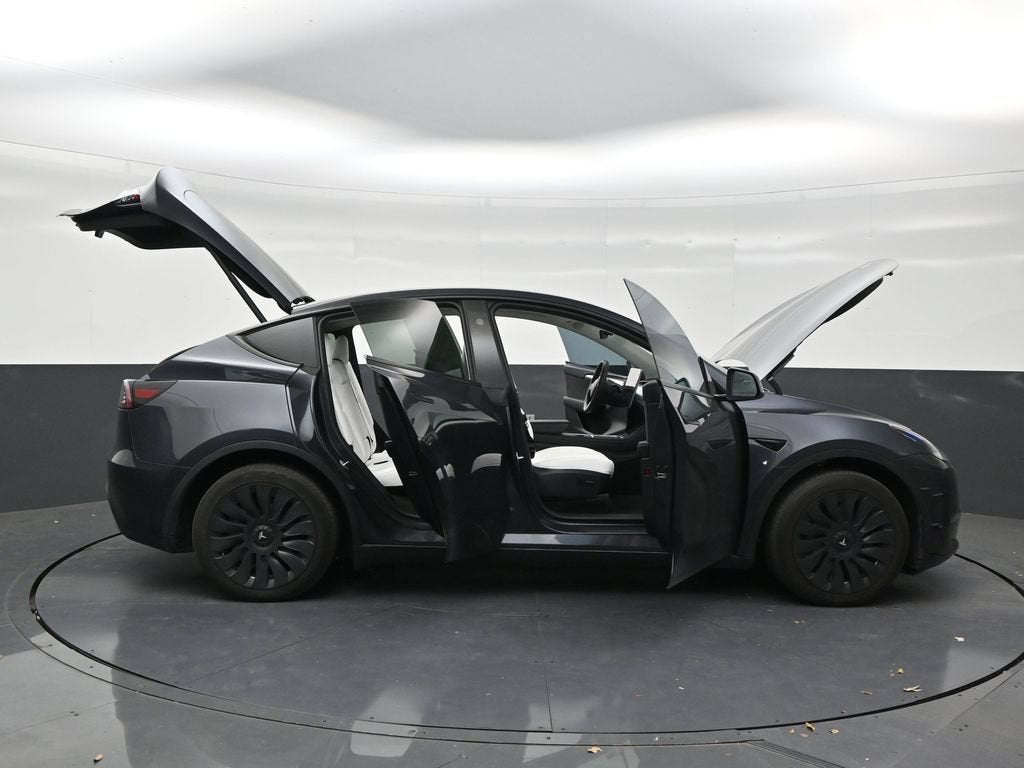 2024 Tesla Model Y Long Range