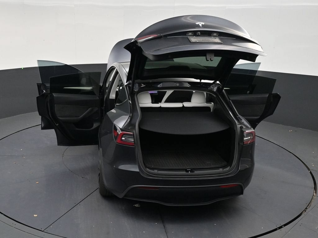 2024 Tesla Model Y Long Range