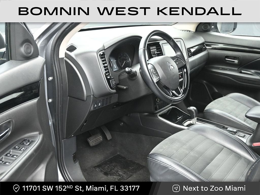 2020 Mitsubishi Outlander SE