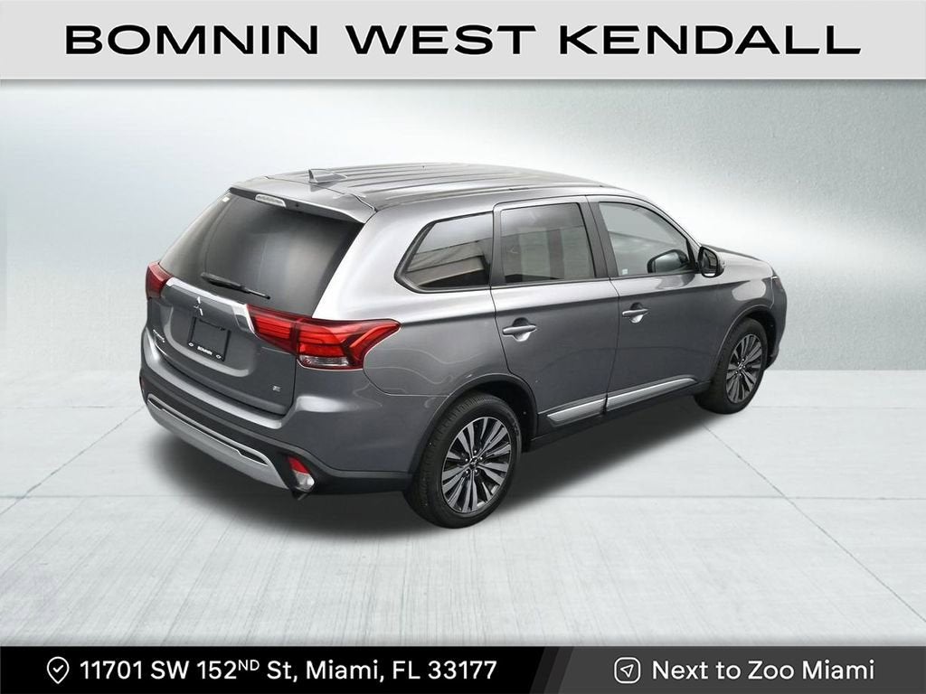 2020 Mitsubishi Outlander SE