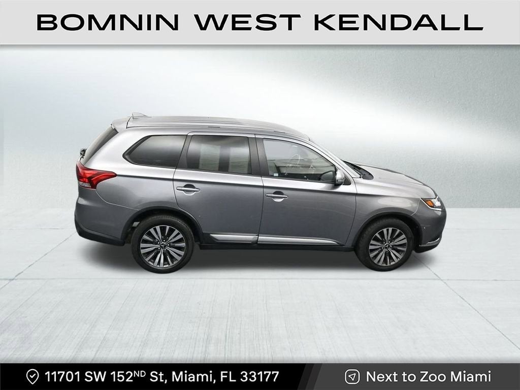 2020 Mitsubishi Outlander SE