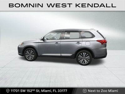 2020 Mitsubishi Outlander SE