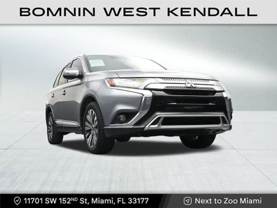 2020 Mitsubishi Outlander SE