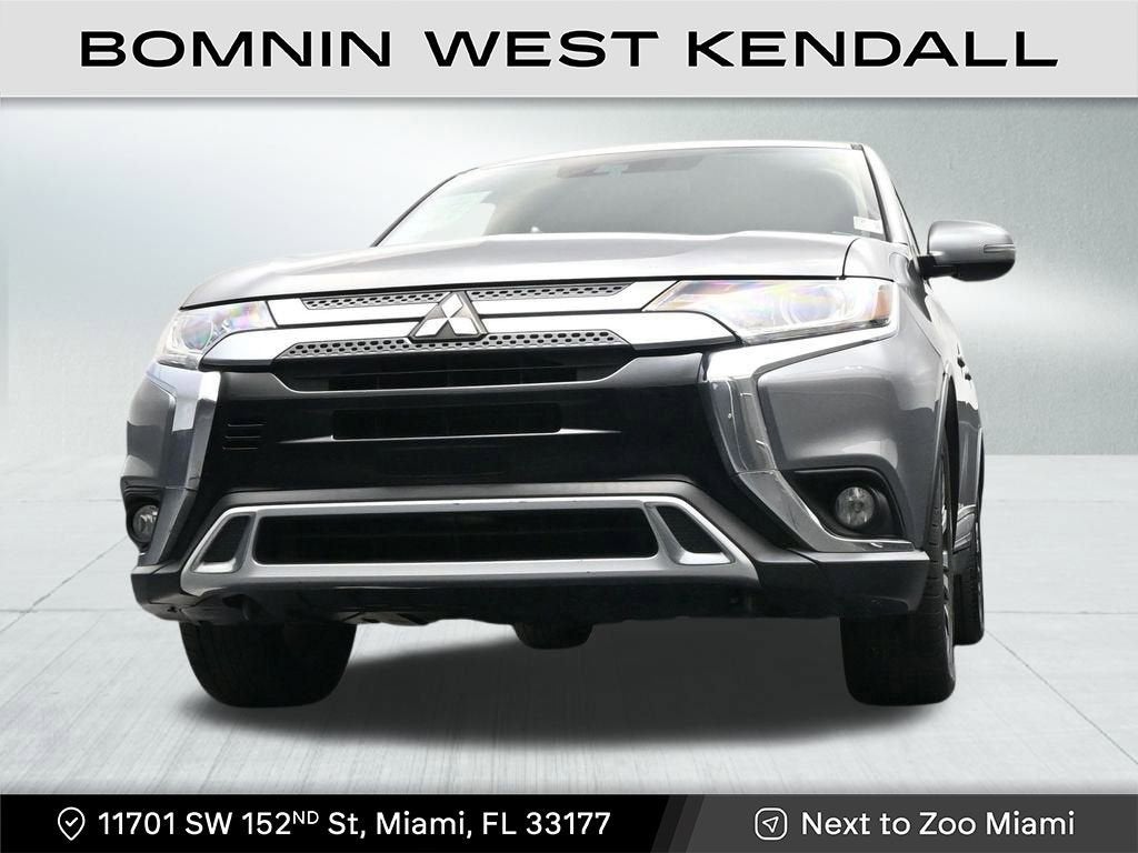 2020 Mitsubishi Outlander SE