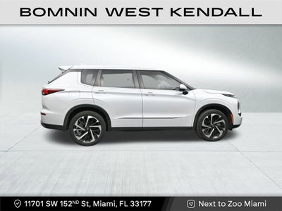 2022 Mitsubishi Outlander ES