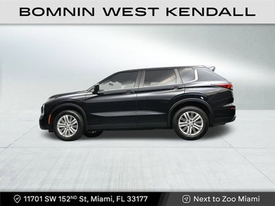 2024 Mitsubishi Outlander ES