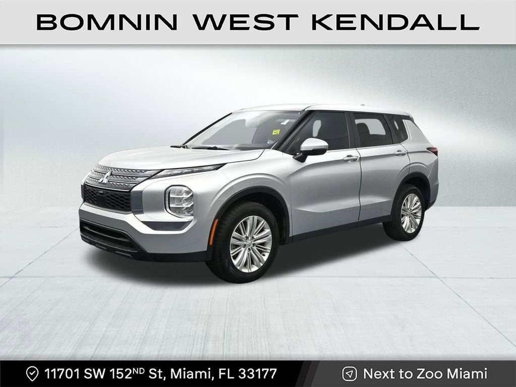 2024 Mitsubishi Outlander ES