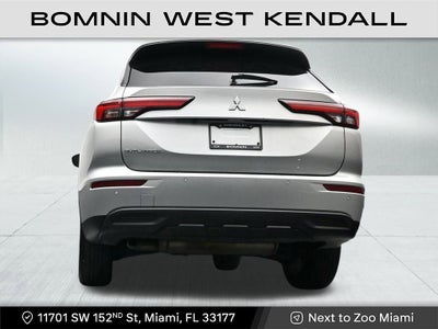 2024 Mitsubishi Outlander ES