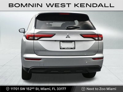 2024 Mitsubishi Outlander ES