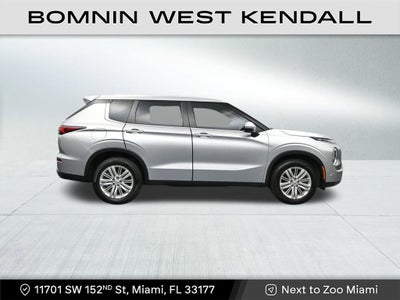 2024 Mitsubishi Outlander ES