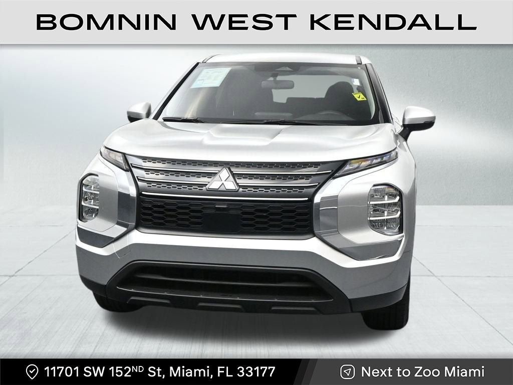 2024 Mitsubishi Outlander ES