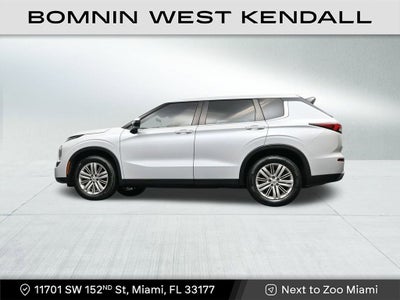 2022 Mitsubishi Outlander ES