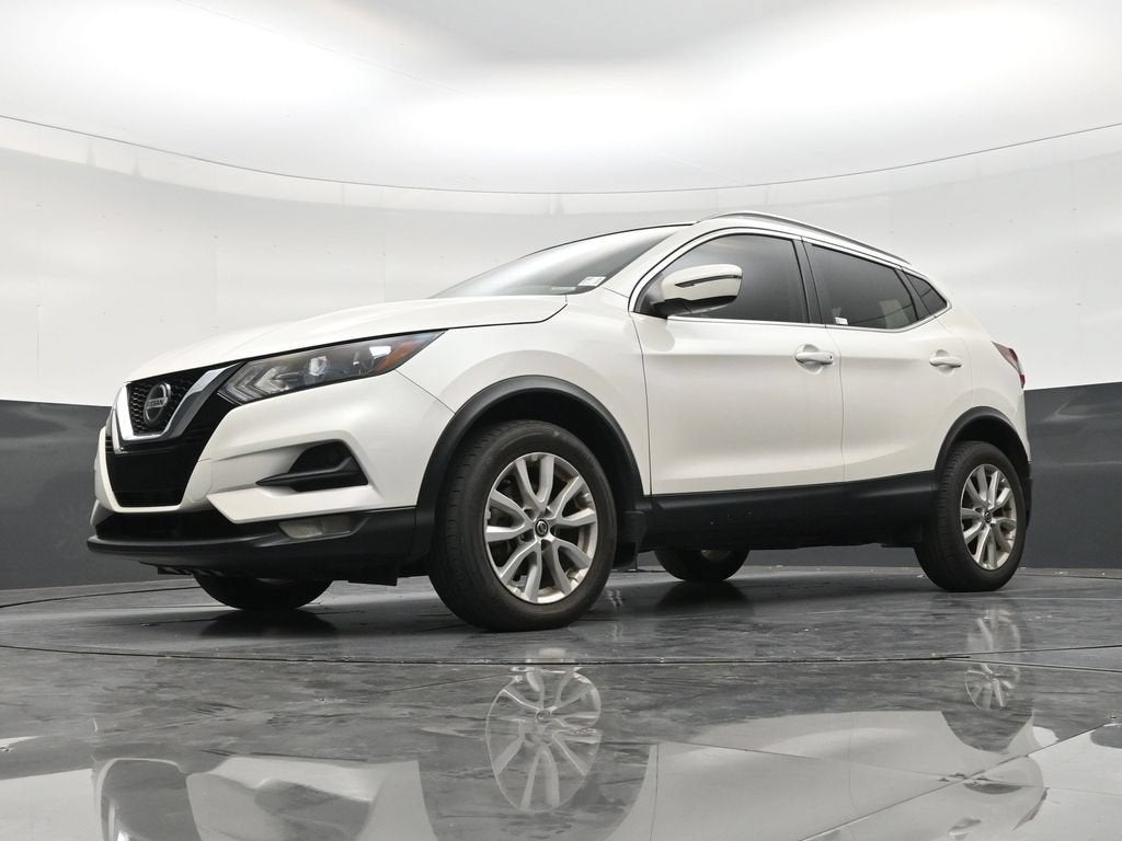 2022 Nissan Rogue Sport SV