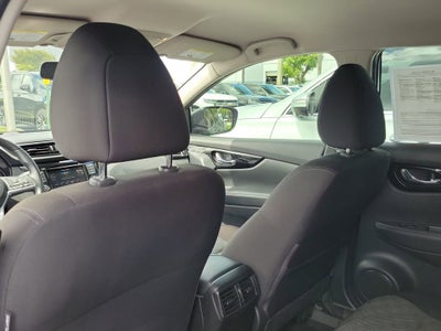 2022 Nissan Rogue Sport SV