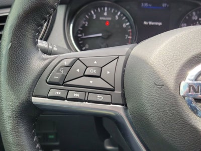 2022 Nissan Rogue Sport SV