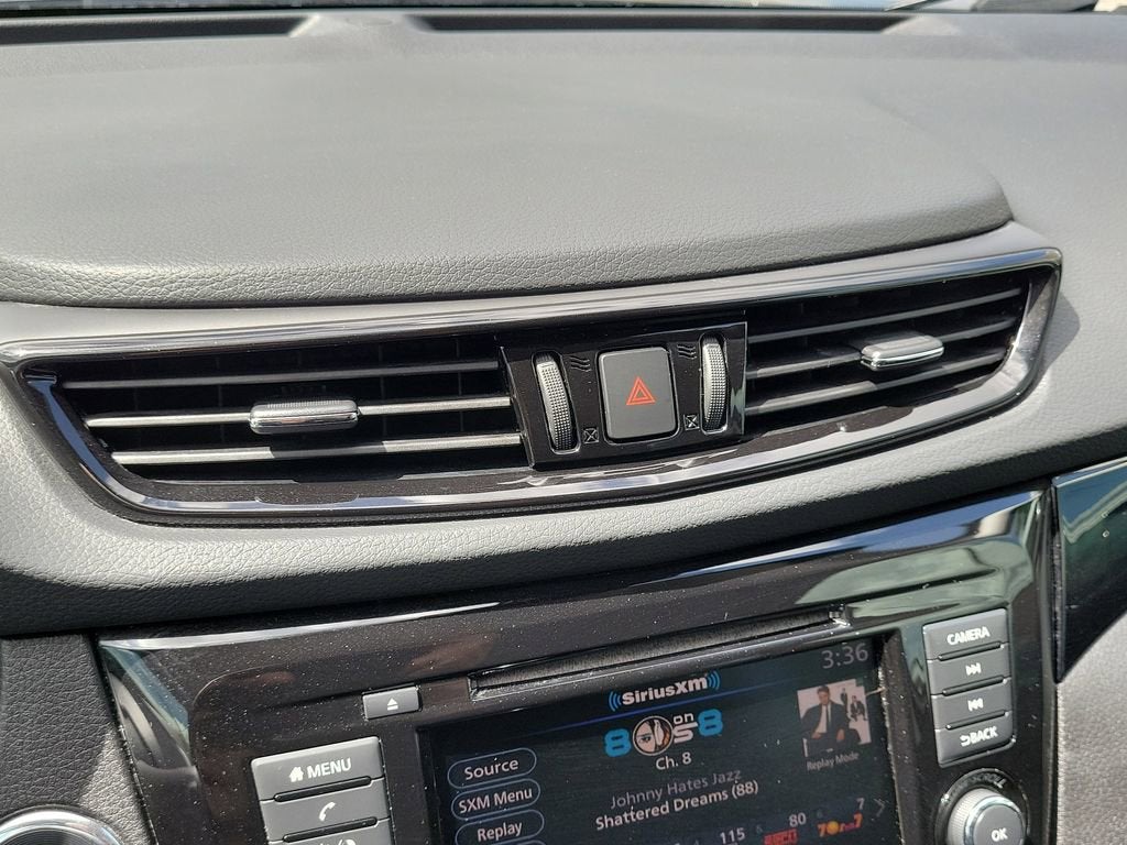 2022 Nissan Rogue Sport SV