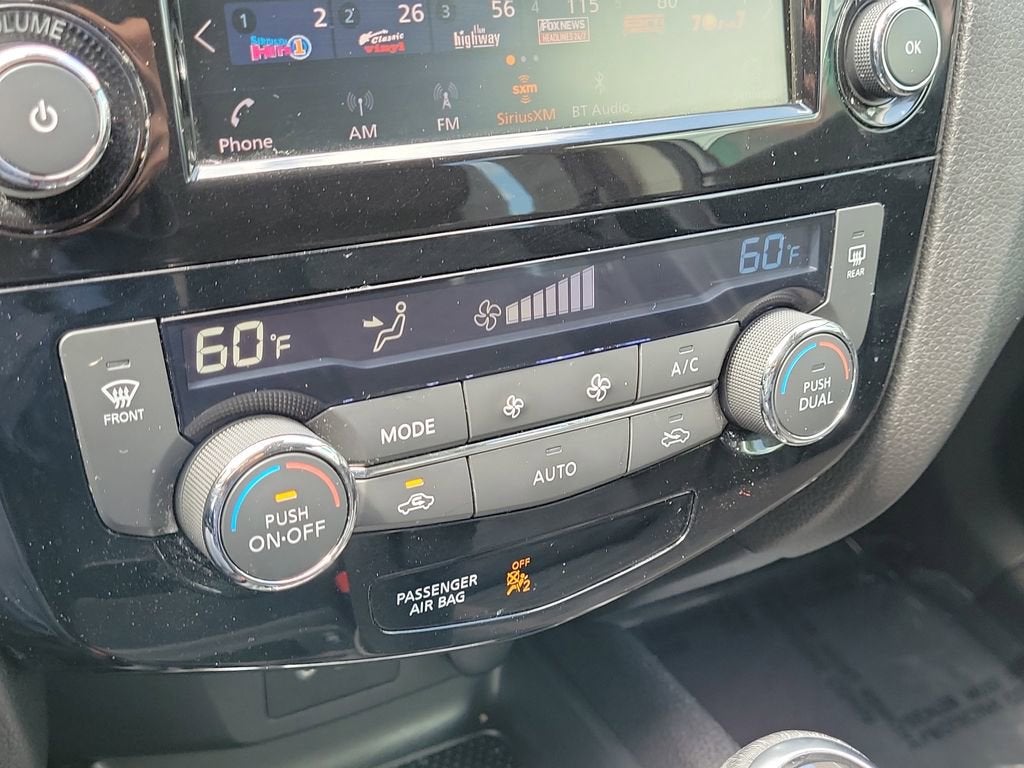 2022 Nissan Rogue Sport SV