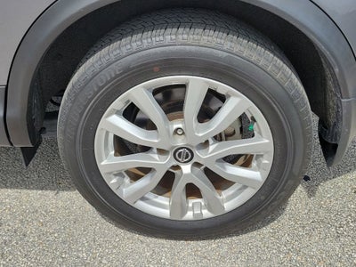 2022 Nissan Rogue Sport SV