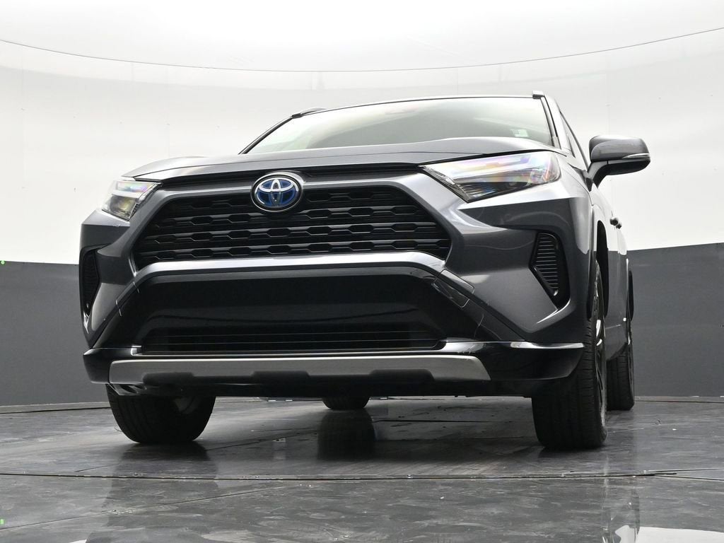 2023 Toyota RAV4 Hybrid SE