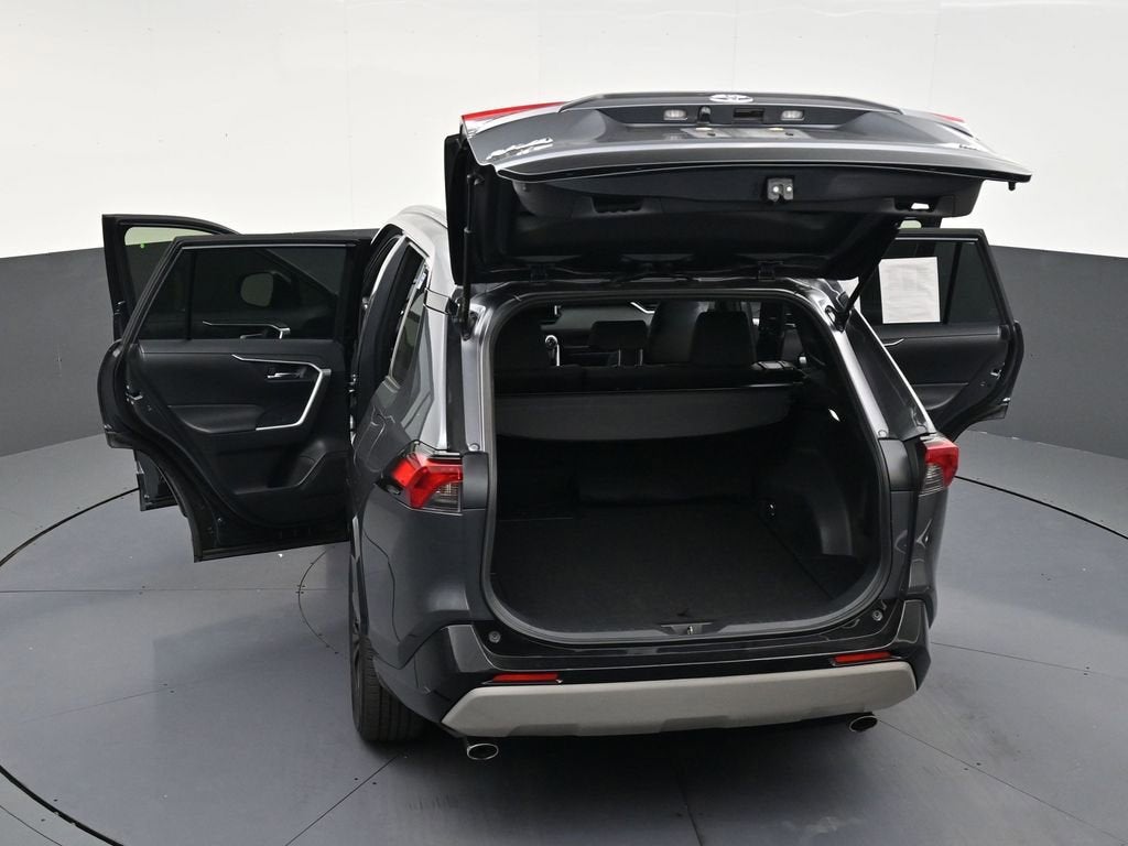 2023 Toyota RAV4 Hybrid SE