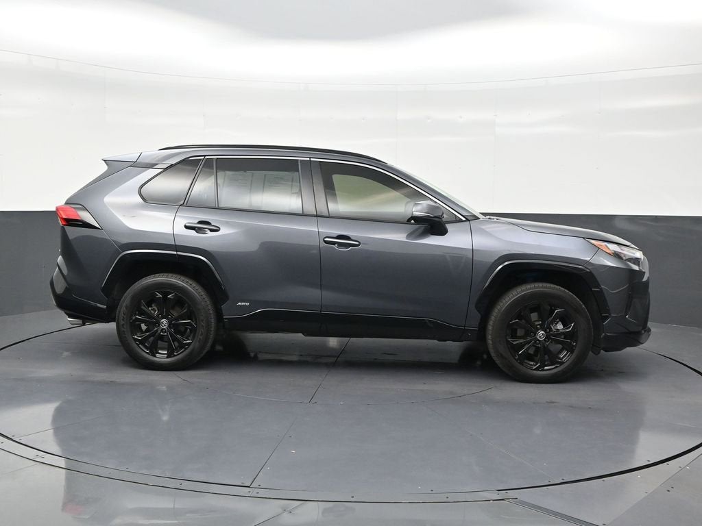 2023 Toyota RAV4 Hybrid SE