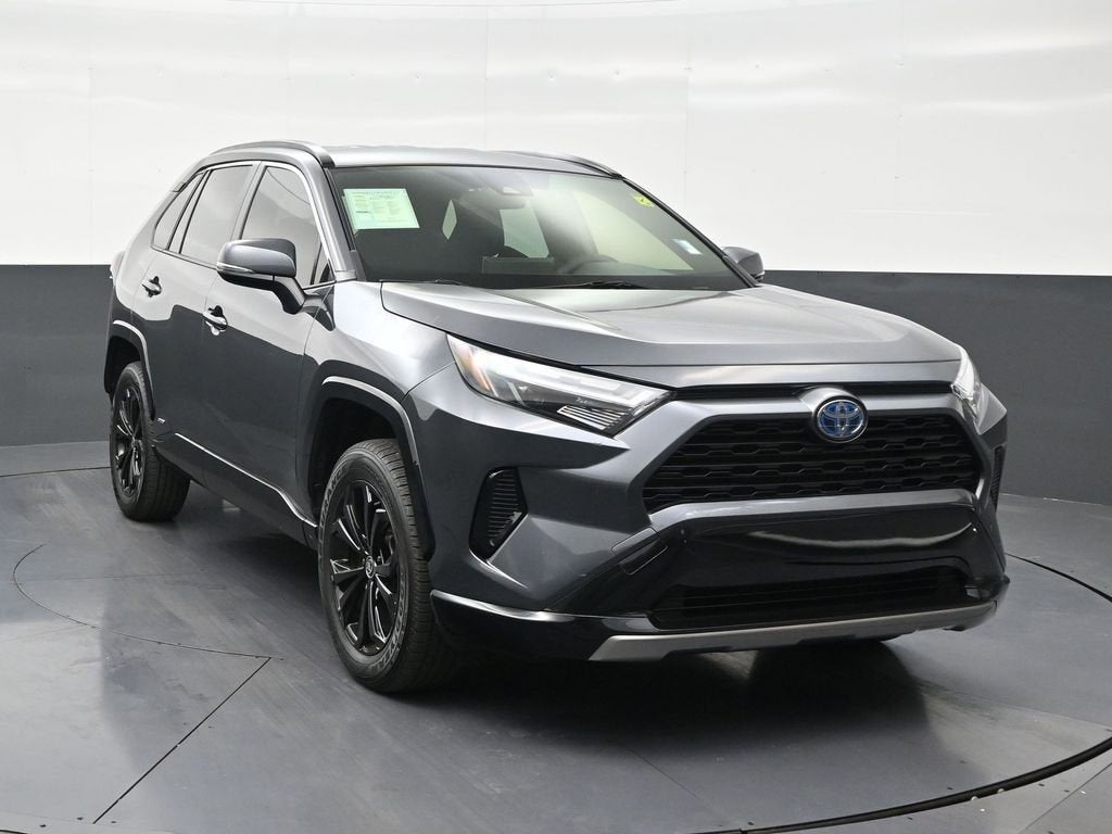 2023 Toyota RAV4 Hybrid SE