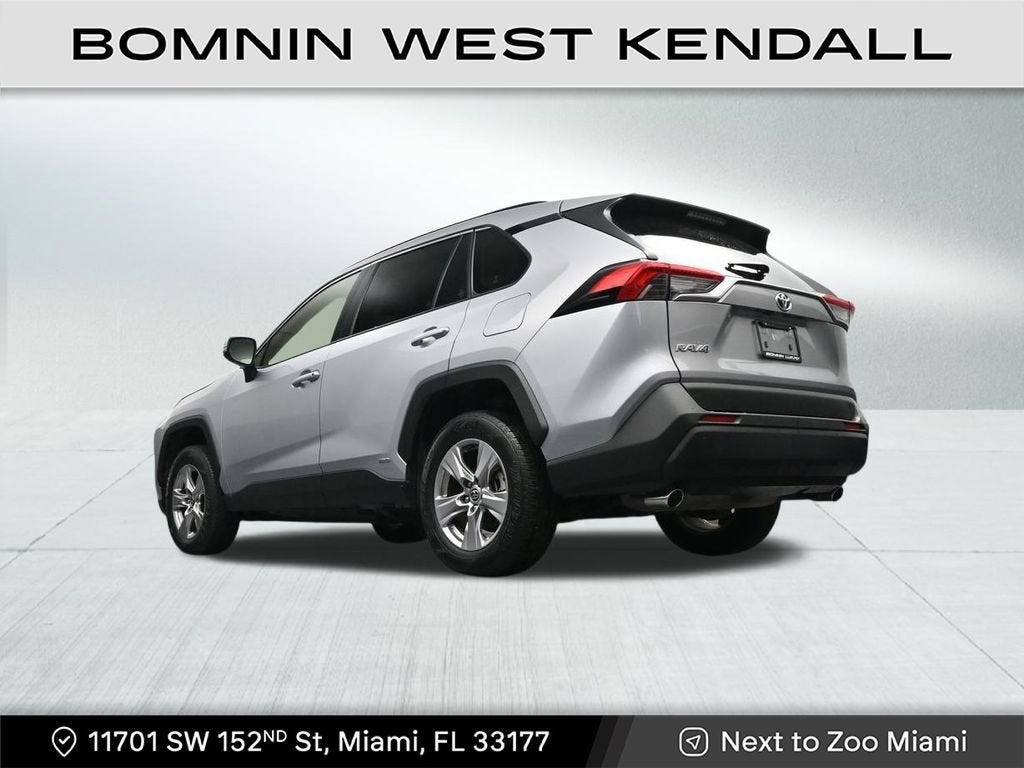 2024 Toyota RAV4 Hybrid XLE