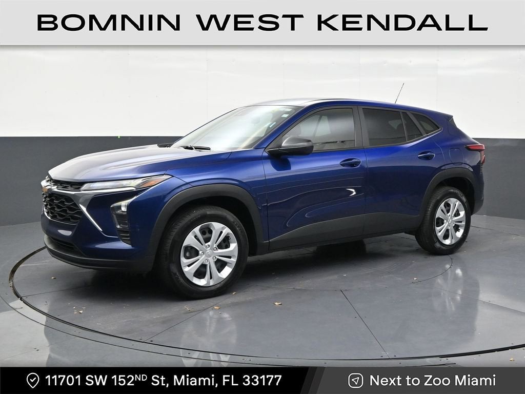 2024 Chevrolet Trax LS's photo