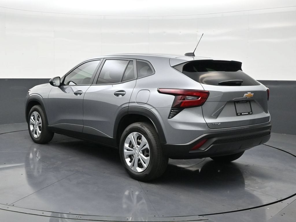 2025 Chevrolet Trax LS
