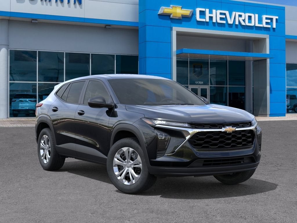 2026 Chevrolet Trax LS - Photo 8