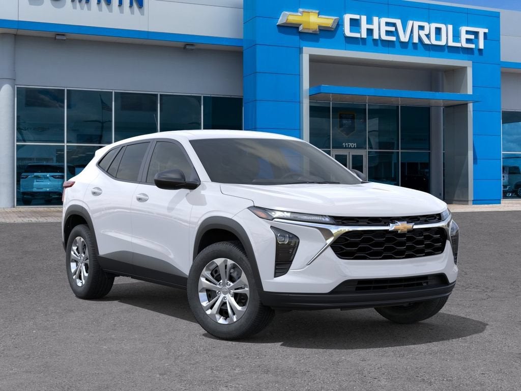 2026 Chevrolet Trax LS - Photo 8