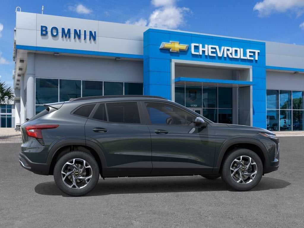 2026 Chevrolet Trax LT - Photo 6