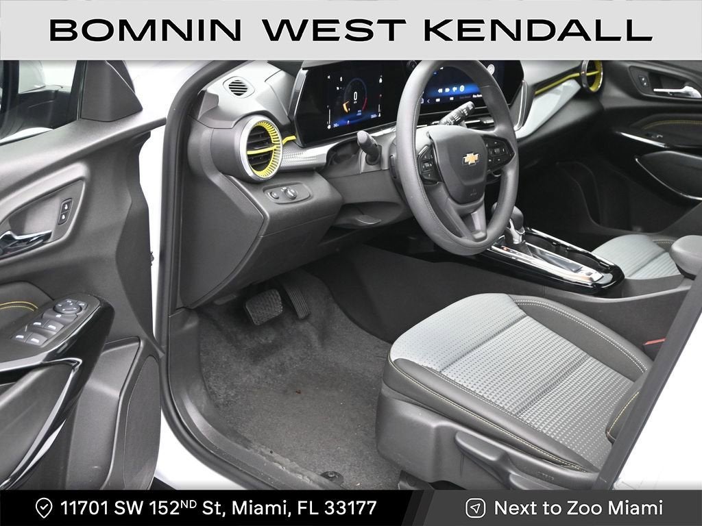 2025 Chevrolet Trax LT