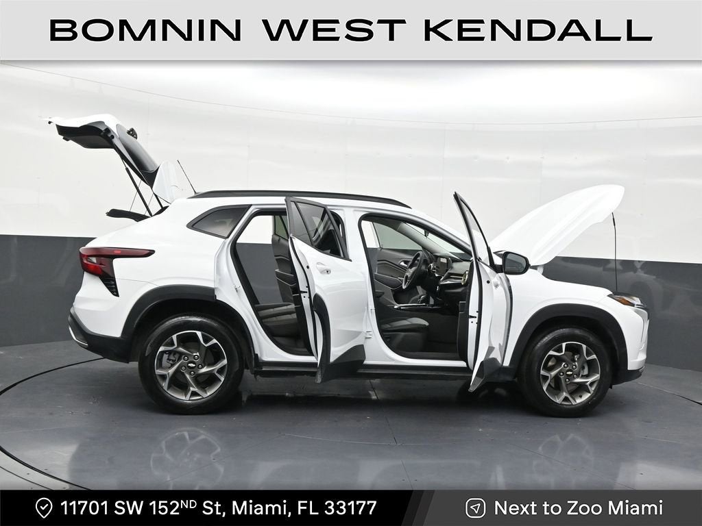 2025 Chevrolet Trax LT