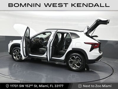 2025 Chevrolet Trax LT