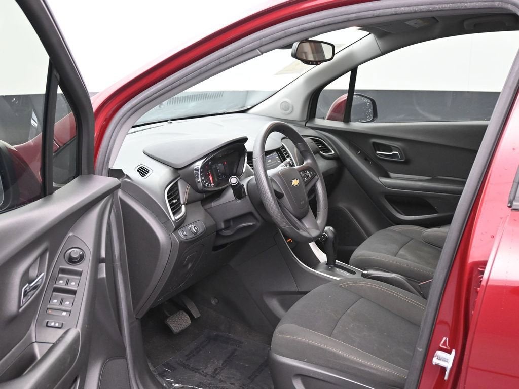 2022 Chevrolet Trax LS