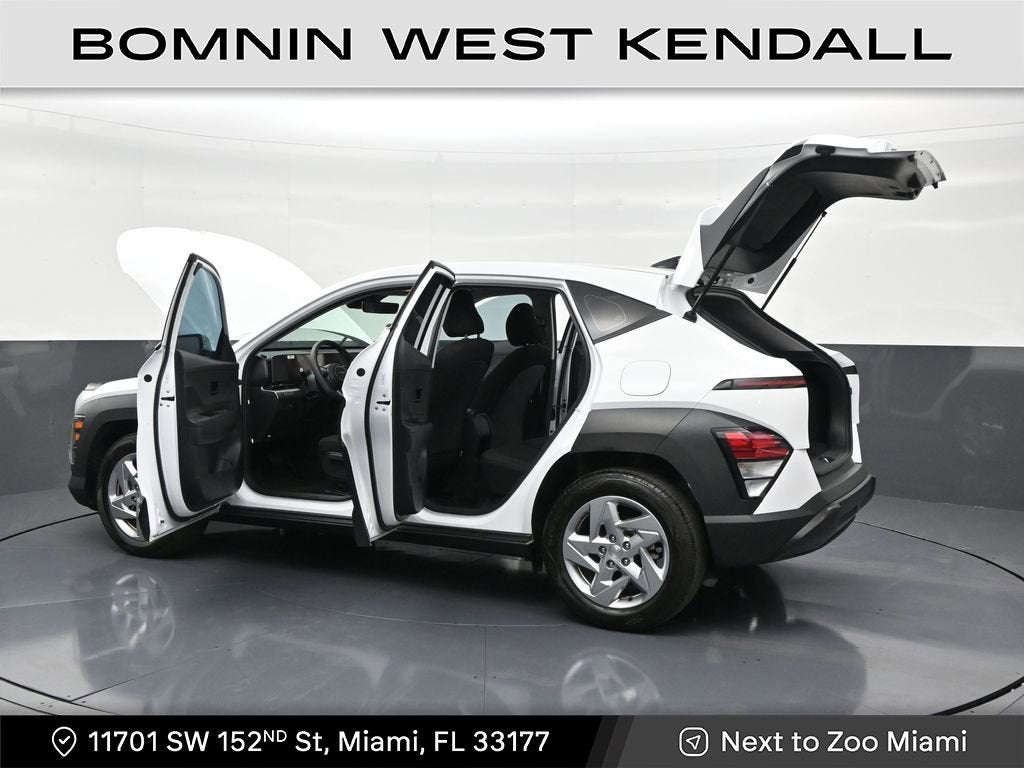2024 Hyundai Kona SE