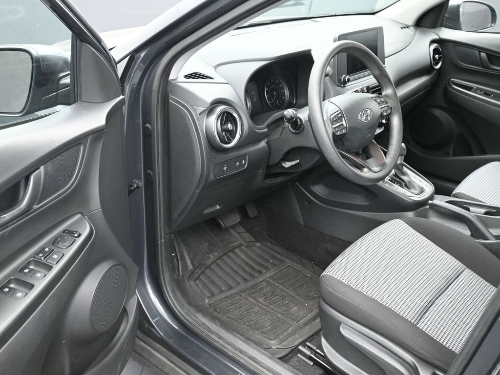 2022 Hyundai Kona SE