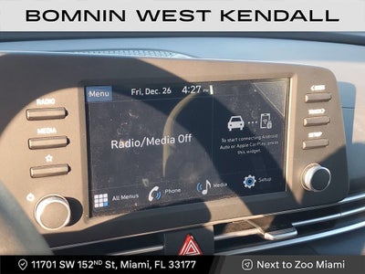 2025 Hyundai Elantra SE