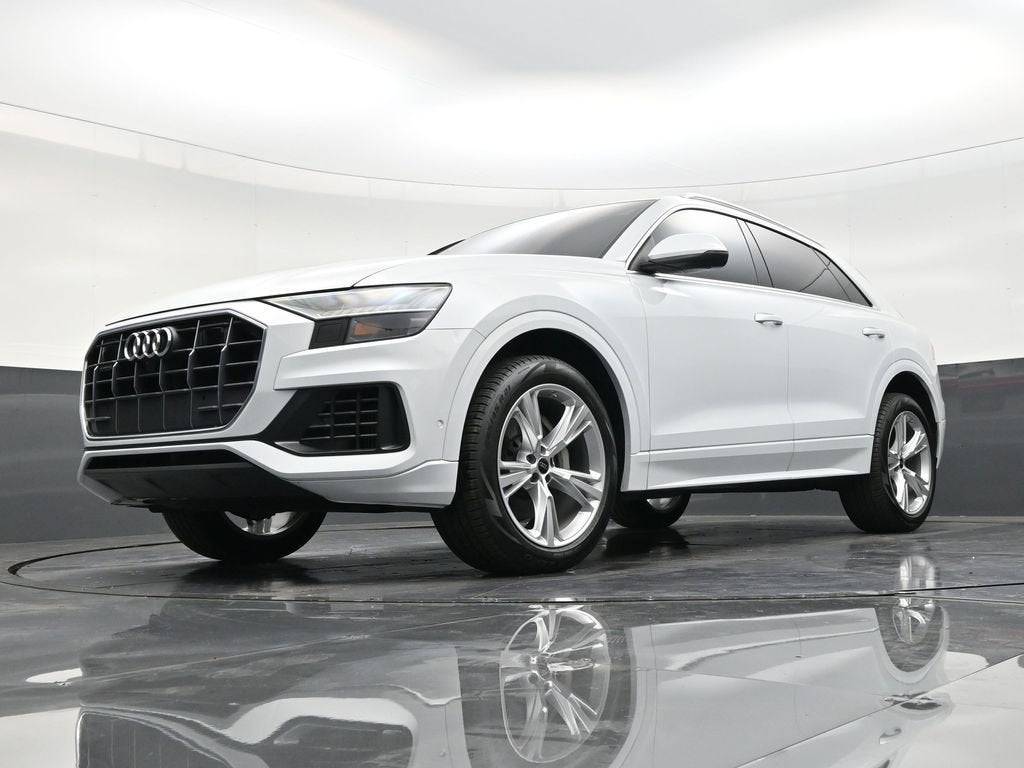 2023 Audi Q8 Premium
