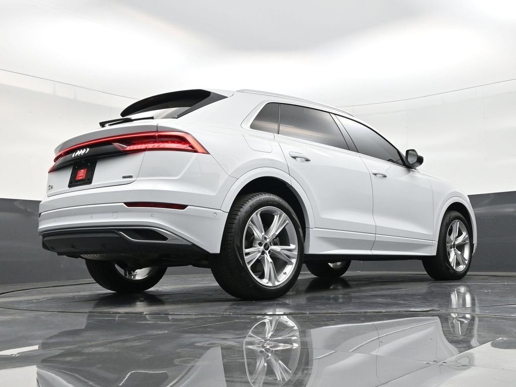 2023 Audi Q8 Premium