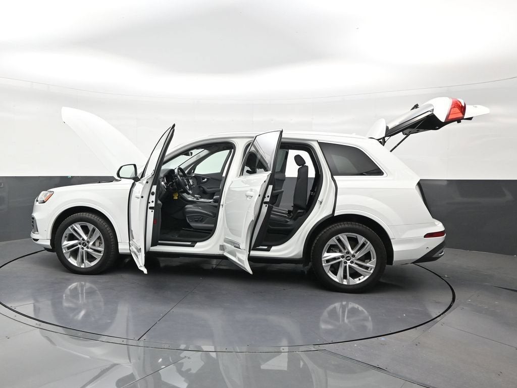 2021 Audi Q7 Premium Plus 55 TFSI quattro Tiptronic