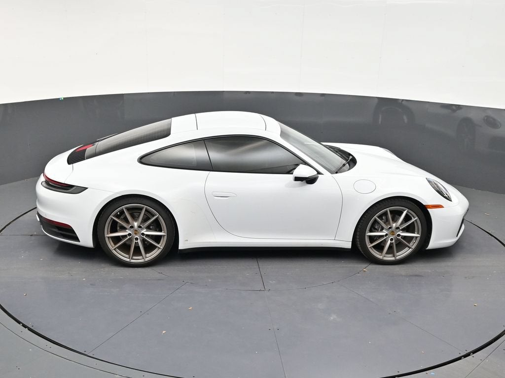 2022 Porsche 911 Carrera