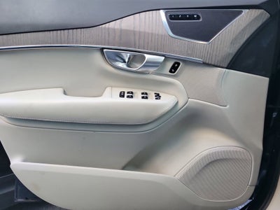 2023 Volvo XC90 Plus