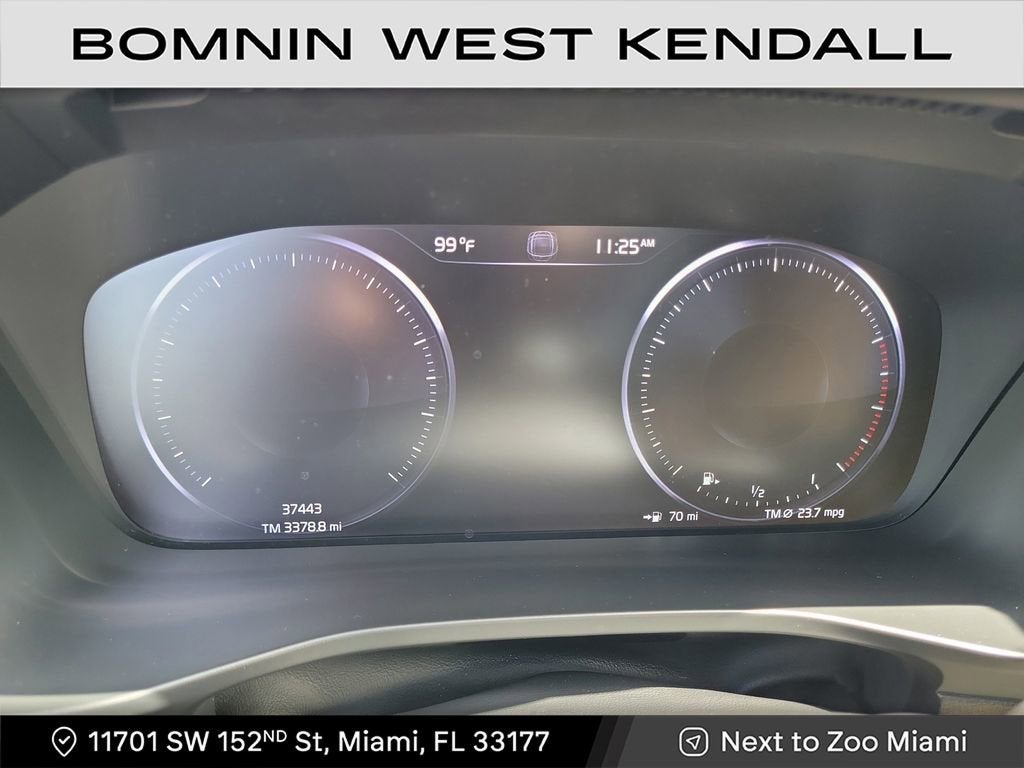 2020 Volvo XC40 Momentum