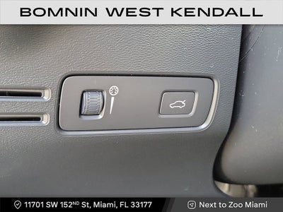 2020 Volvo XC40 Momentum