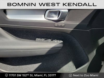 2020 Volvo XC40 Momentum