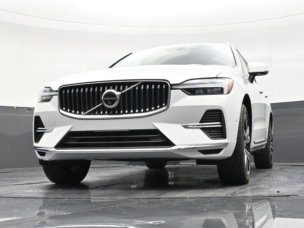 2023 Volvo XC60 Recharge Plug-In Hyb Plus Bright Theme